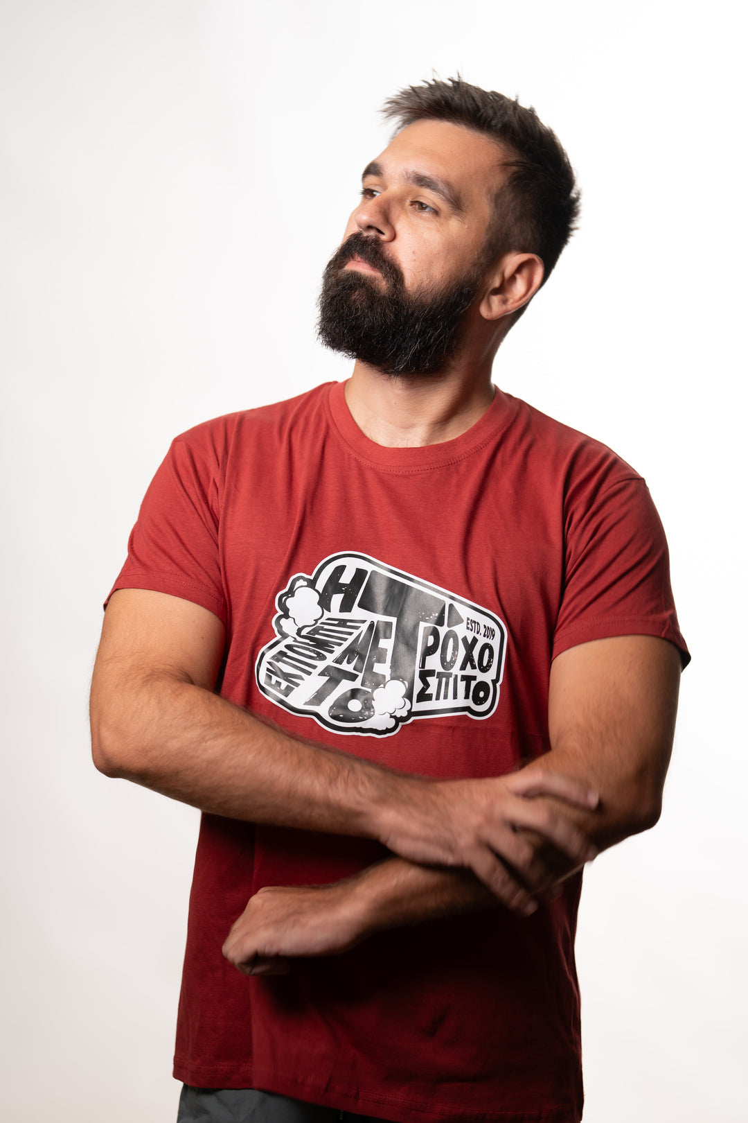 T-shirt Γυναικεία Η εκπομπή με το τροχόσπιτο ( η μιεχ ποιότητα )